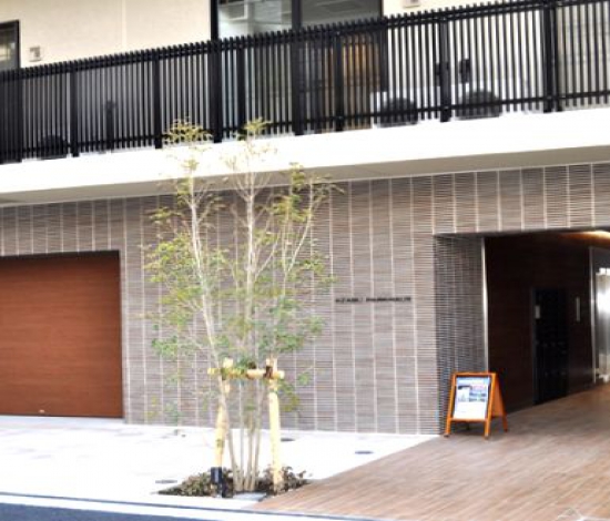 AZABU PARKHAUS