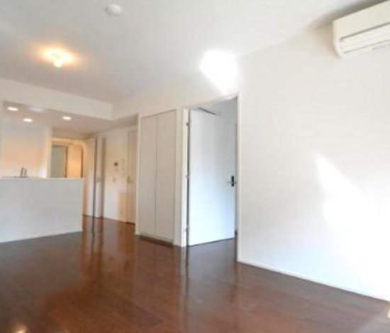 オープンレジデンシア六本木美術館前
