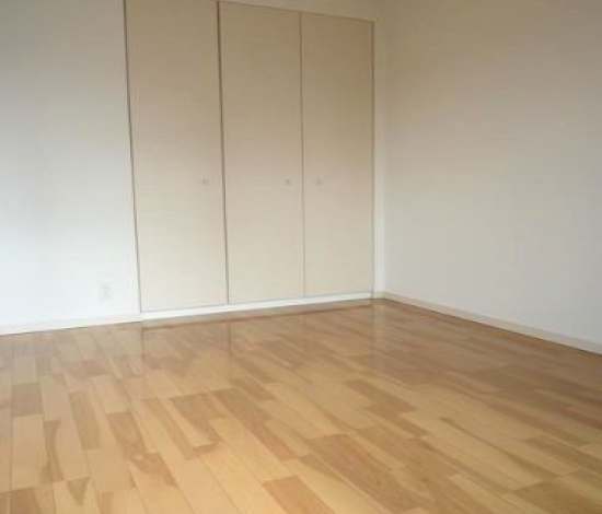 フトゥールス南麻布