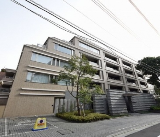 ROPPONGI PLACID