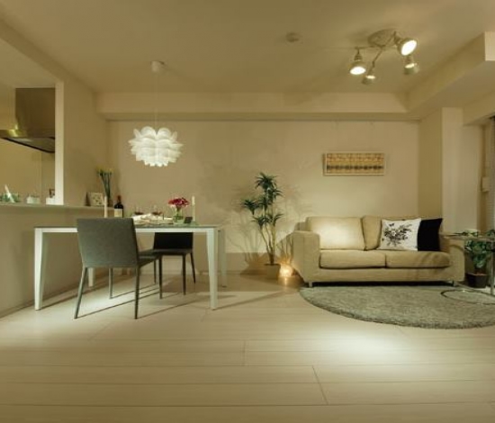 白金ＨＯＵＳＥ