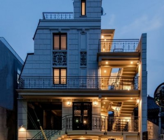 Hill Point Motoazabu